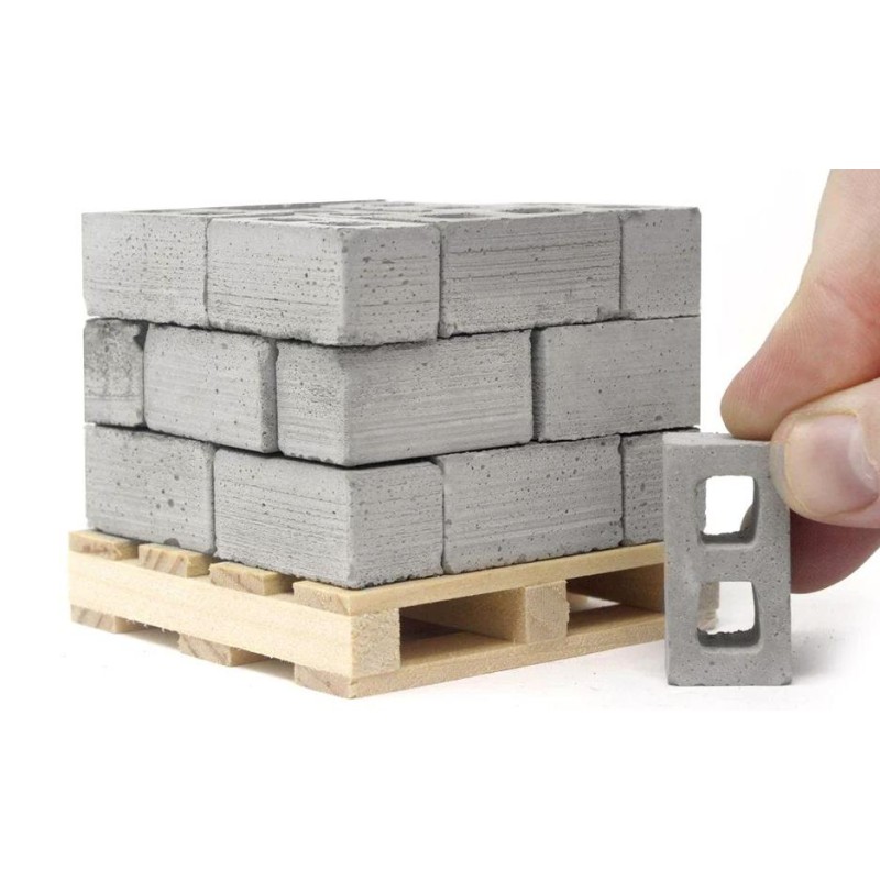 Dolls House 24 Breeze Blocks on Pallet Concrete Classic Cinder Building Supplies