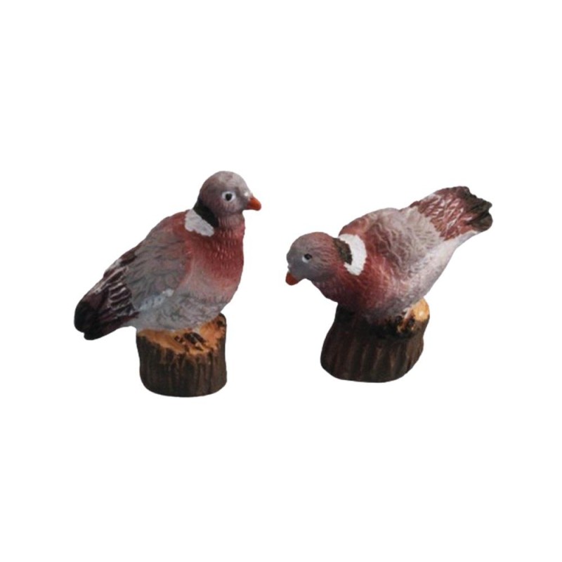 Dolls House Common Wood Pigeons Birds Perched on Logs Garden Street Accessory