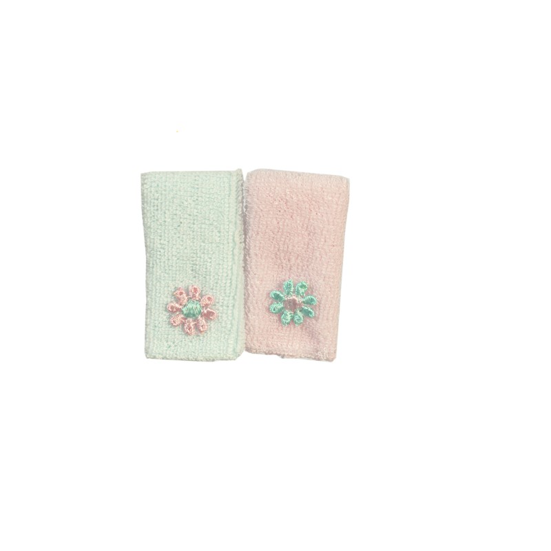 Dolls House Pair of Blue & Pink Hand Towels Miniature Bathroom Accessory 1:12