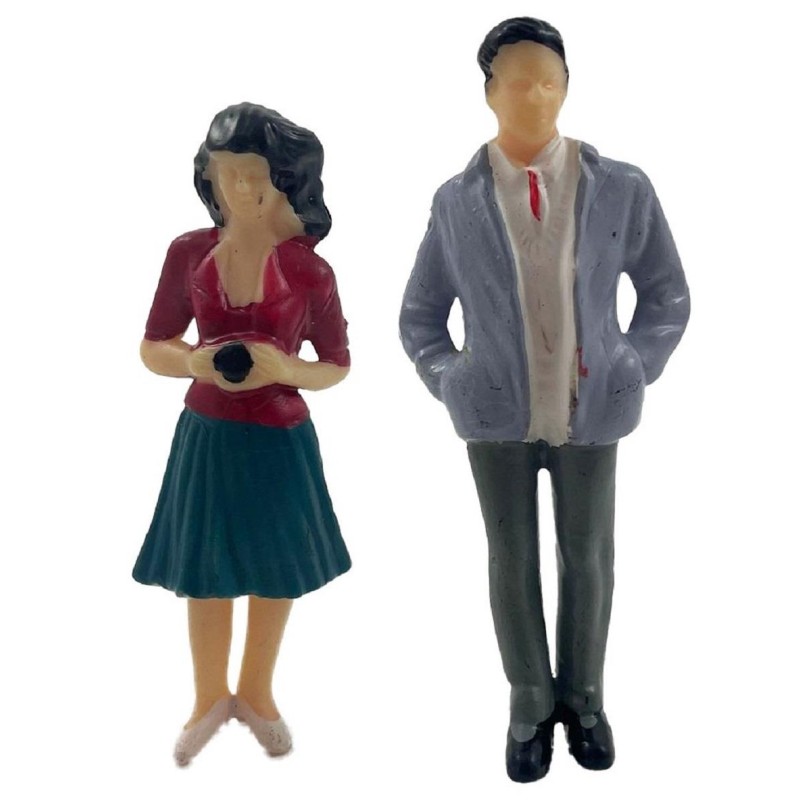 Dolls House Man in Jacket & Lady in Skirt 1:24 Half Inch People Painted Figures