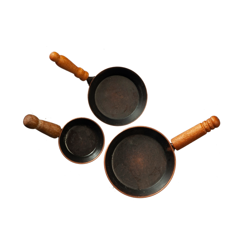Dolls House Set of 3 Copper Frying Pans Miniature Kitchen Cooking Accessory 1:12
