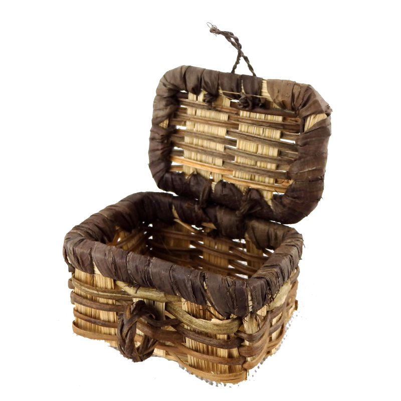 Dolls House Wicker Picnic Hamper Woven Basket with Lid Miniature Accessory