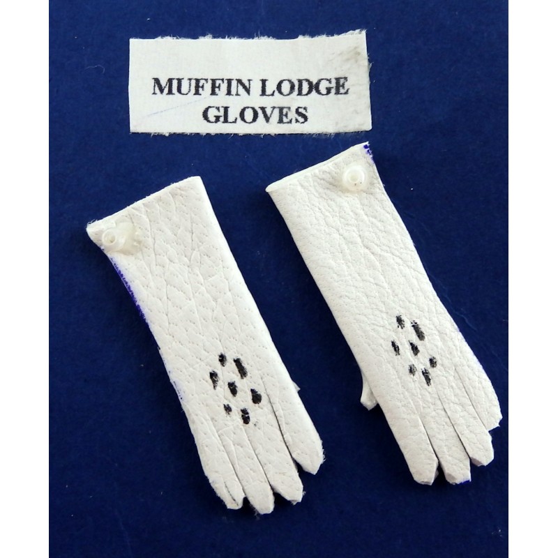 Dolls House Miniature Doll Accessory Victorian Lady Gloves in White